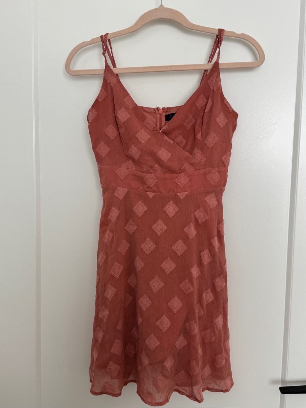 Dynamite Rust-Pink Diamond Pattern Mini Dress - Picture 2 of 5